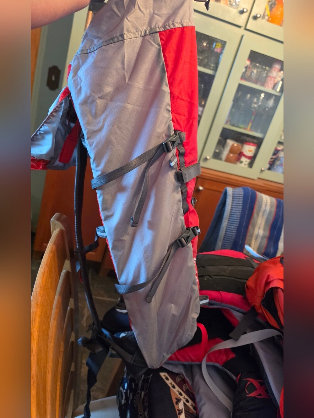 The North Face Verto 32 Centennial Red & Gray Hiking Backpack Pack NWT Light! - Picture 14 of 16